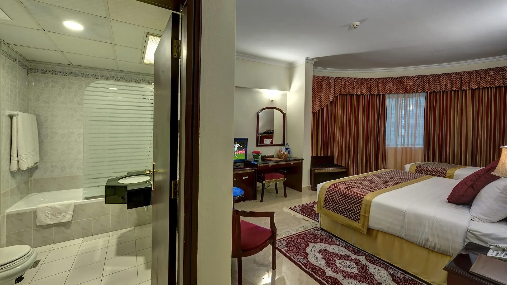 Comfort Inn Hotel Deira Dubai