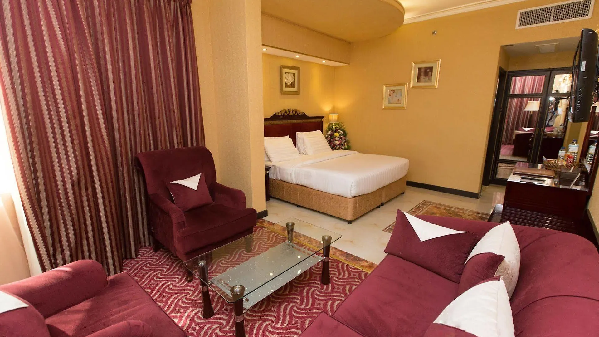 Comfort Inn Hotel Deira Dubai